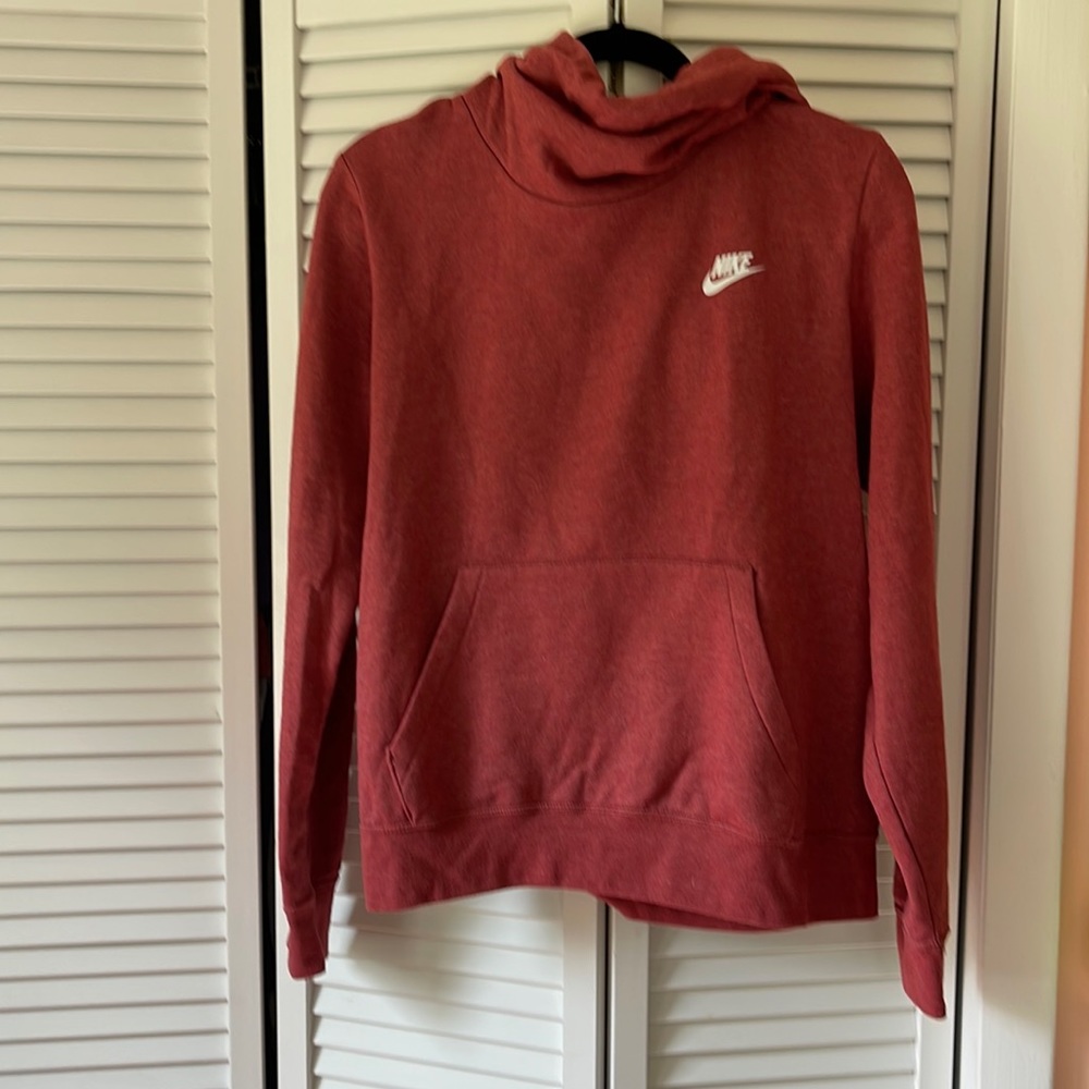 red nike sweatshirt
